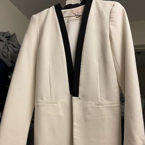 White and black long blazer, very good condition.